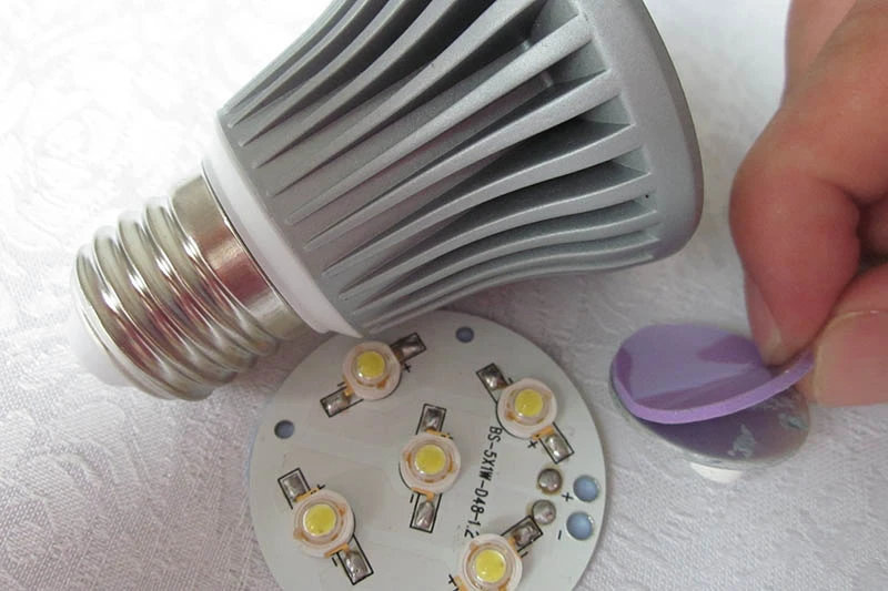 Thermal pad for LED lighting cooling solutions